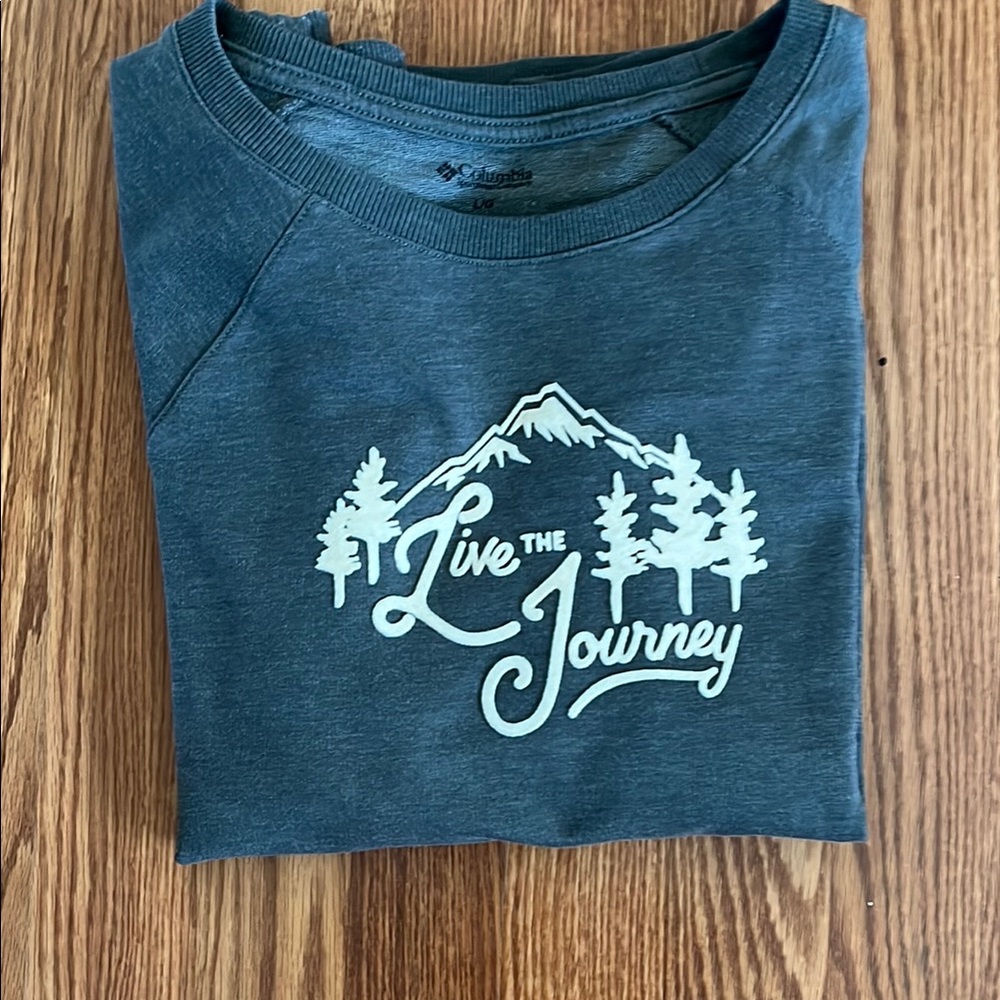 Columbia Teal Graphic Sweatshirt